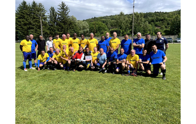 6 juin 2026 les 2 équipes du match amical en souvenir de Joël VINTRAS